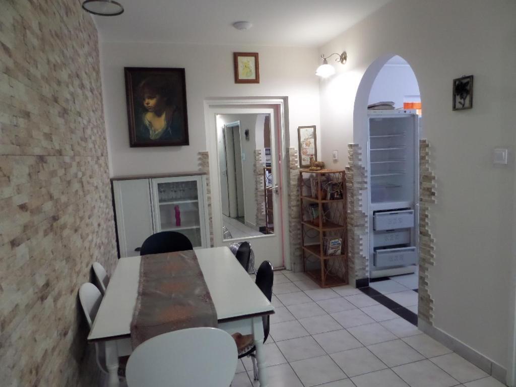 Bori Apartmanok Hajdúszoboszló Exteriör bild