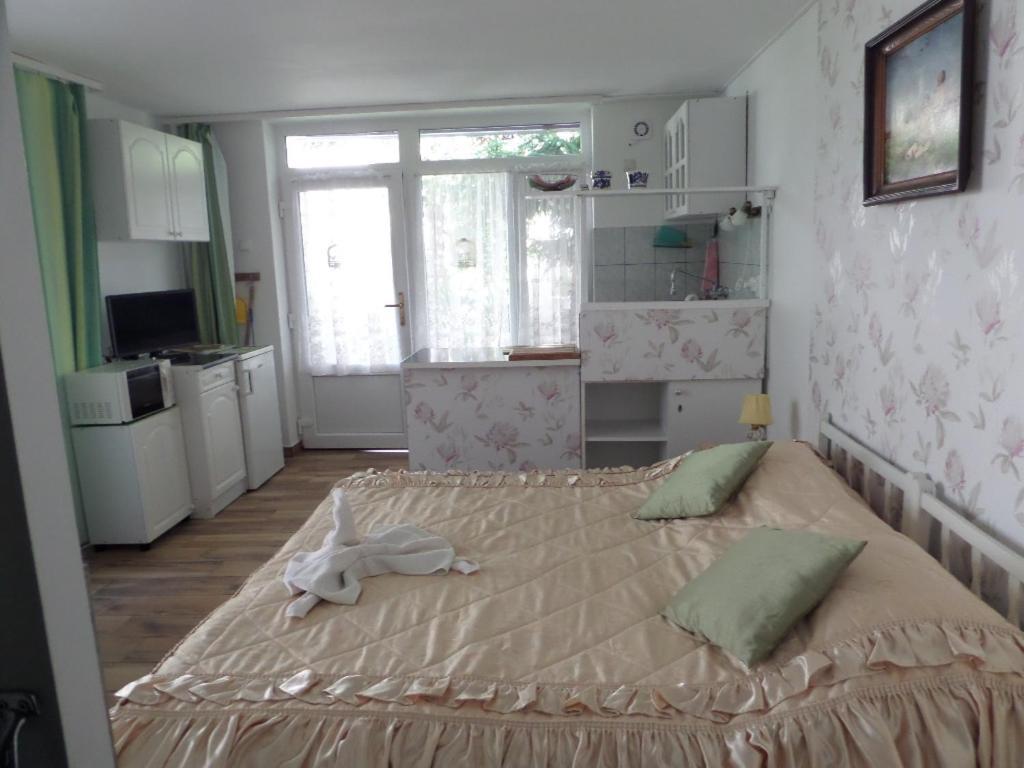 Bori Apartmanok Hajdúszoboszló Exteriör bild